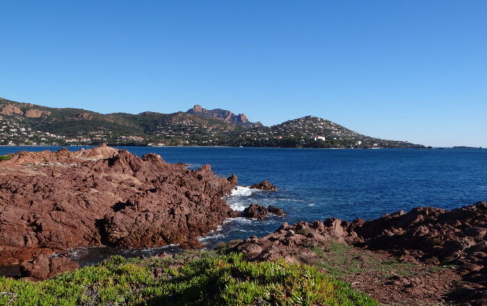 Le Dramont sentier panoramique - accès à 5 minutes à pied de l’appartement